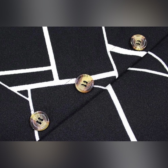 Women’s XL Dress - Picture 6 of 6